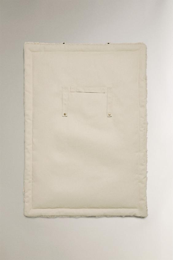 Zara Home Roll-Up Floor Pet Blanket
