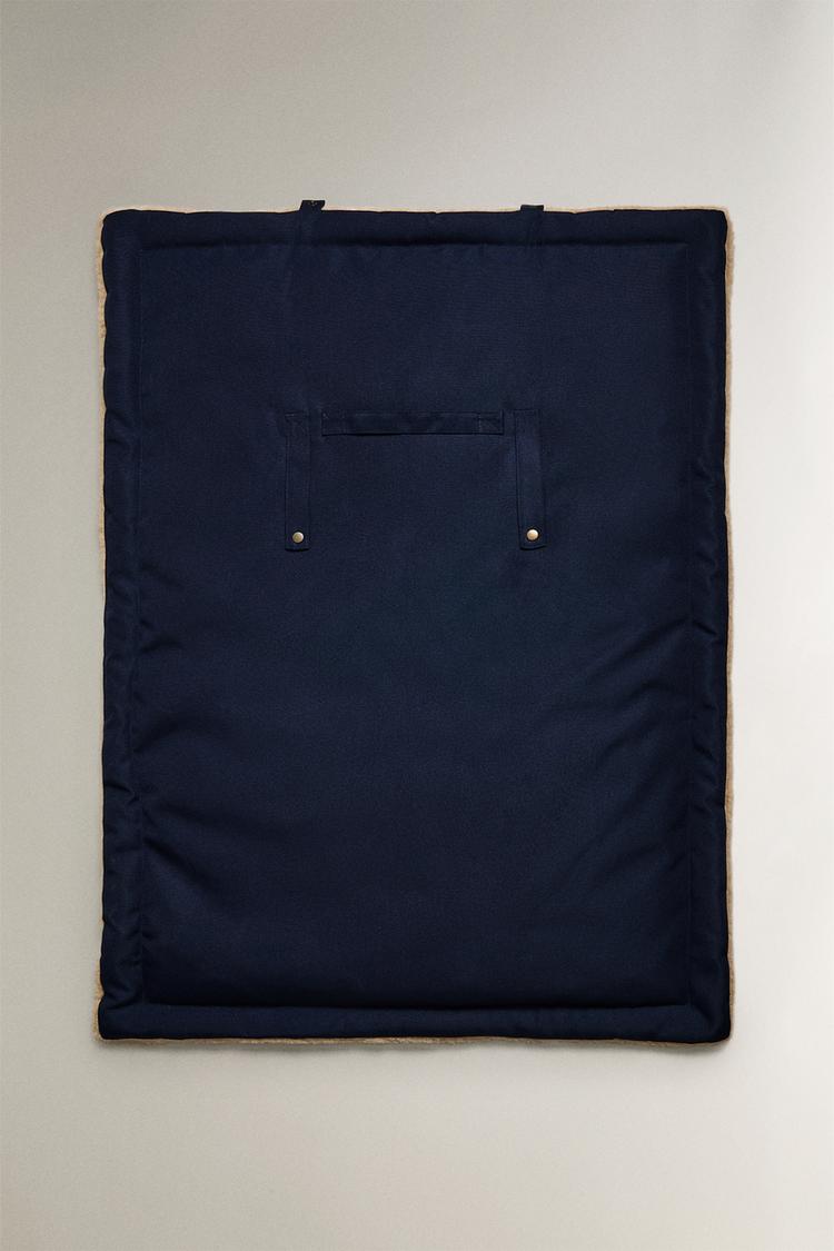 Zara Home Roll-Up Floor Pet Blanket