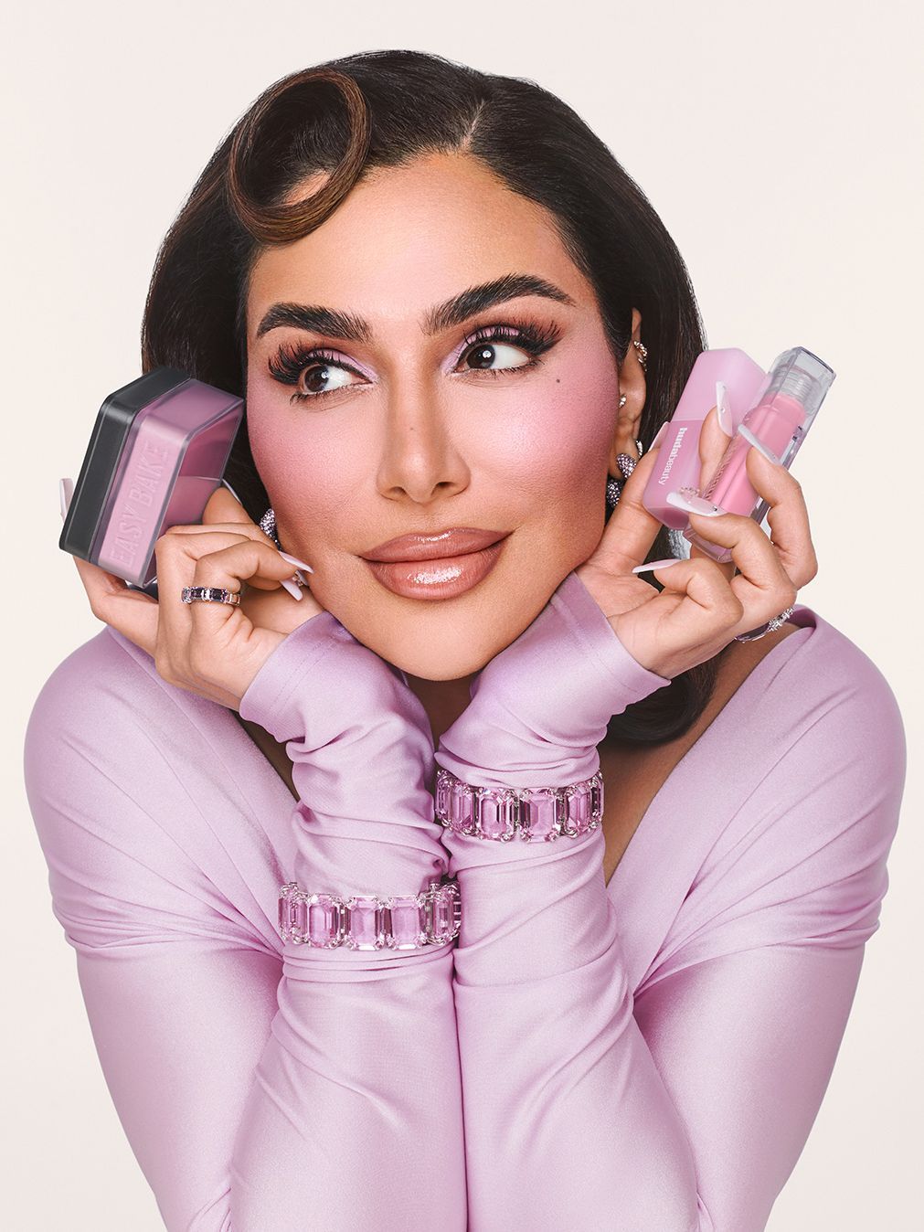 HUDA BEAUTY