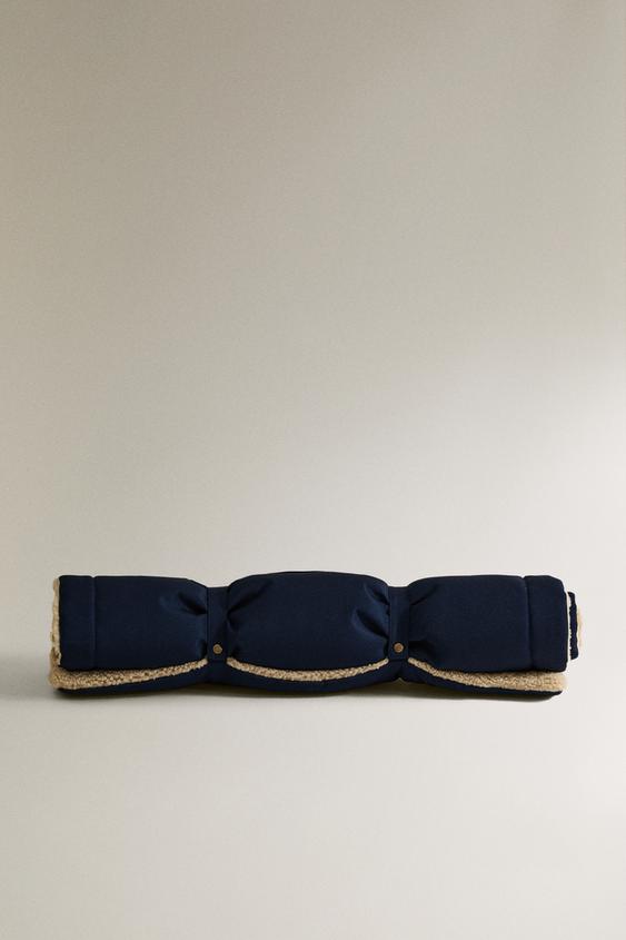 Zara Home Roll-Up Floor Pet Blanket